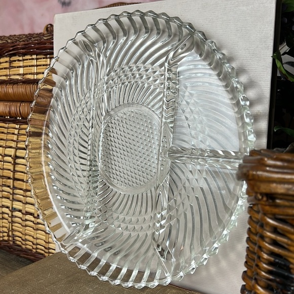 Vintage Clear Glass Divided Serving Platter - Picture 3 of 4